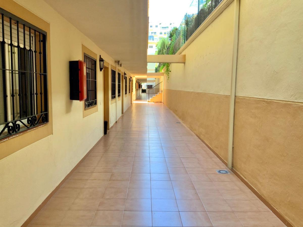 Apartamento De 2 Dormitorios, Gran Terraza, Vistas Al Mar Cerca Playa Carvajal Benalmádena Exteriér fotografie