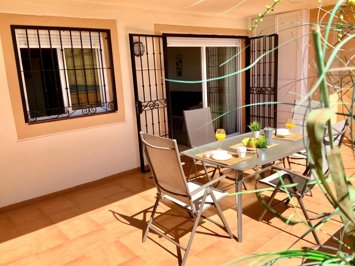 Apartamento De 2 Dormitorios, Gran Terraza, Vistas Al Mar Cerca Playa Carvajal Benalmádena Exteriér fotografie